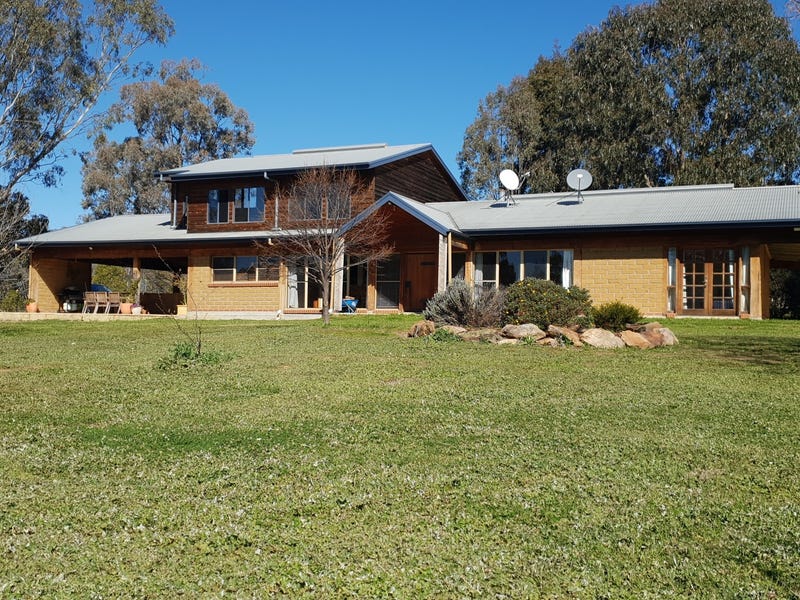 82 Huon Street, Gerogery, NSW 2642 Property Details