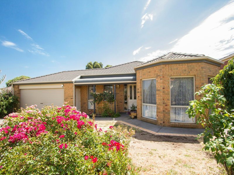 6 Veronica Drive, Skye, Vic 3977 Property Details