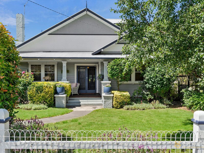 2 Pollack Street, Colac, Vic 3250 Property Details