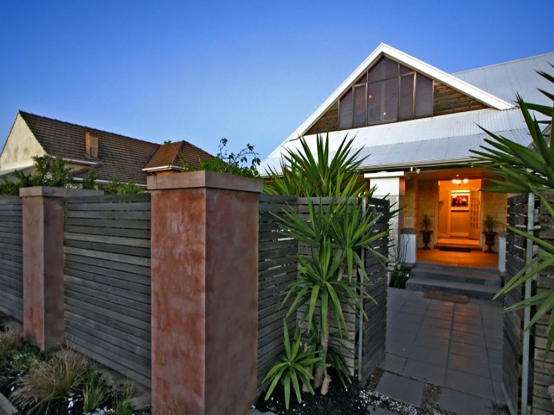 112 Seaview Road, Tennyson, SA 5022 Property Details