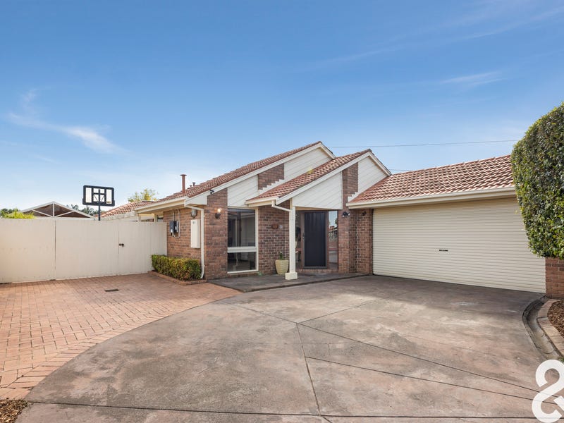 40 Dumbarton Street, Reservoir, VIC 3073
