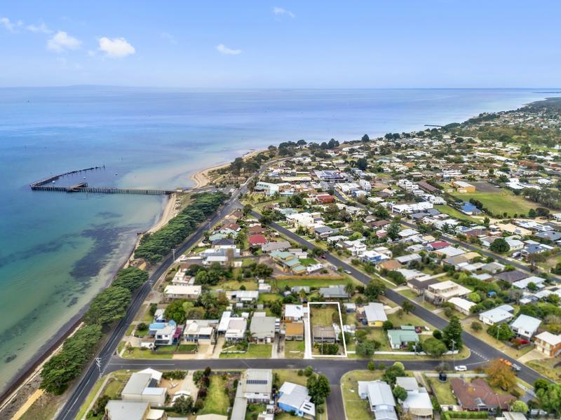 St Leonards, VIC 3223 Sold Property Prices & Auction Results Pg. 2