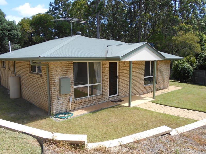 37 Peterson Road, Woodford, Qld 4514