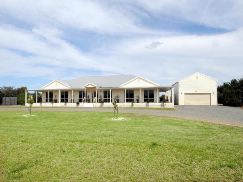 49 Brecon Court, Echuca, Vic 3564 Property Details