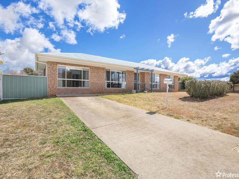 8 Glendower Close, Armidale, NSW 2350 Property Details