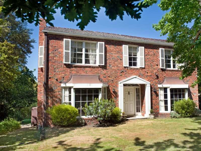 10 Pine Avenue, Camberwell, VIC 3124