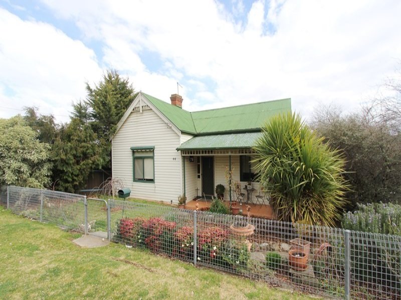 44 May Street, Goulburn, NSW 2580 Property Details