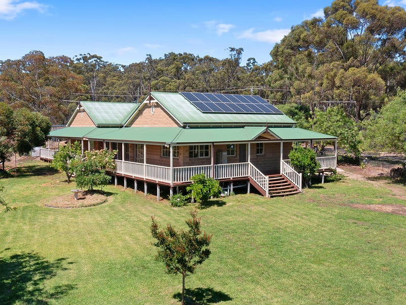 239 Anzac Ave, Seymour, Vic 3660 House for Sale