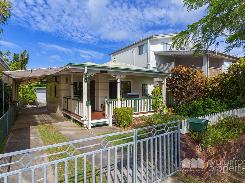 13 Hardiman Street, Woody Point, QLD 4019