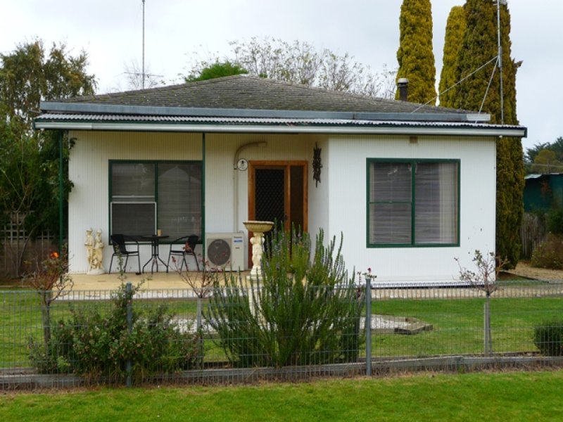 10 Goode Terrace, Nangwarry, SA 5277 Property Details