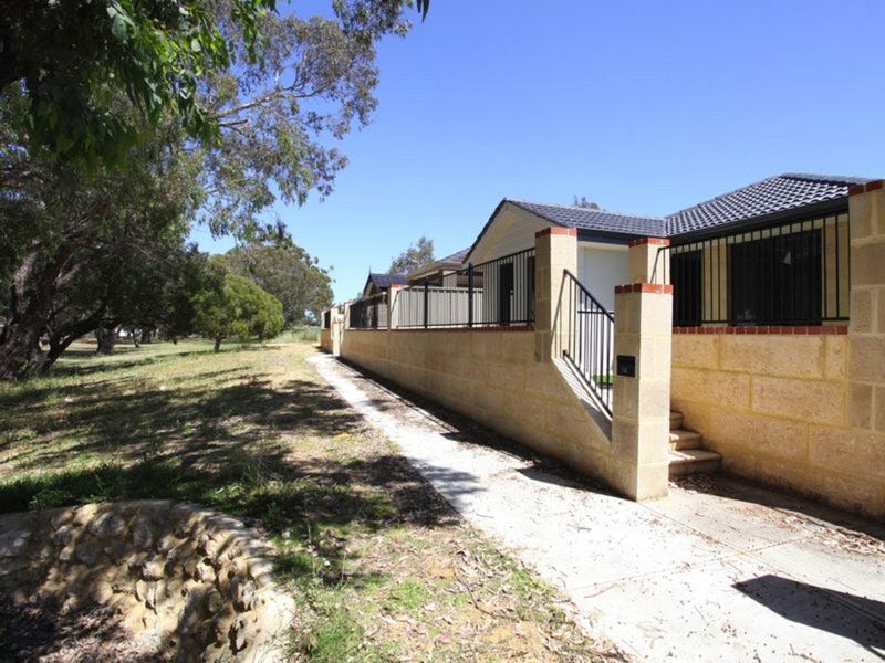 14 Dobson Lane, Eden Hill, WA 6054