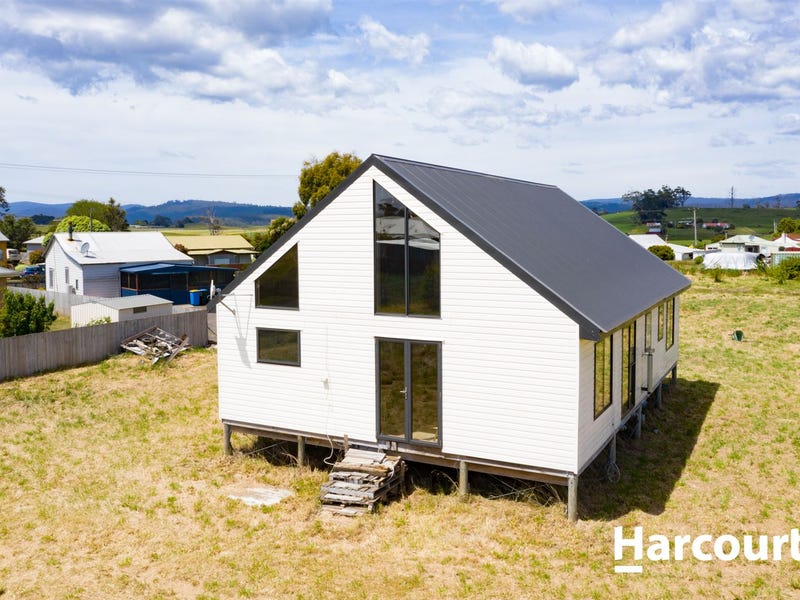 17 Winnaleah Road, Winnaleah, Tas 7265 Property Details