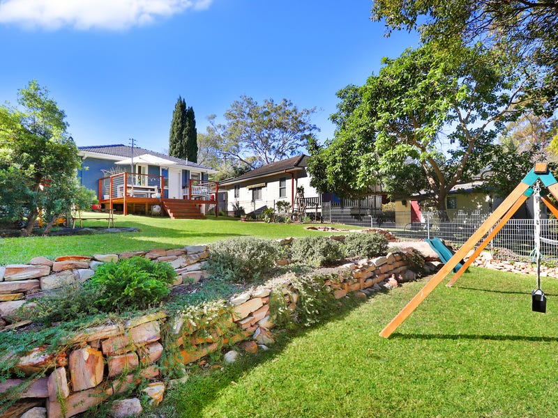 8 Spur Crescent, Loftus, NSW 2232 Property Details