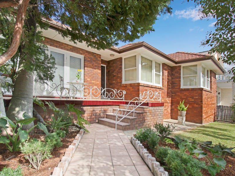 10 Caroline Street, Earlwood, NSW 2206