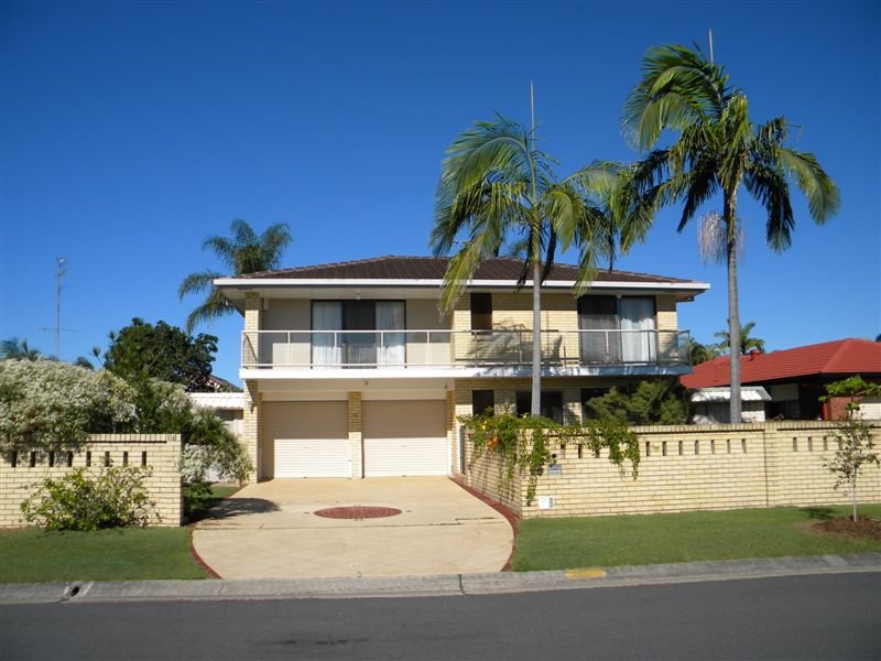 14 Arcadia Drive, Mermaid Waters, QLD 4218