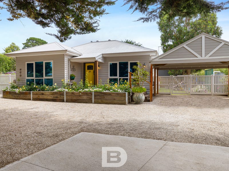 156 Barry Street, Romsey, Vic 3434 House for Sale