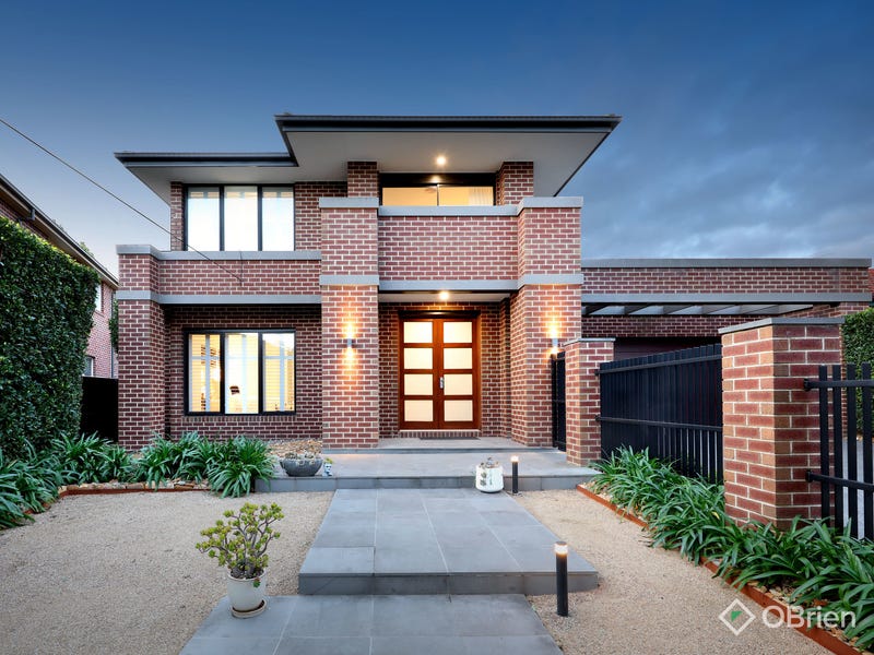 Real Estate & Property for Auction in Oakleigh, VIC 3166 (+5 locations