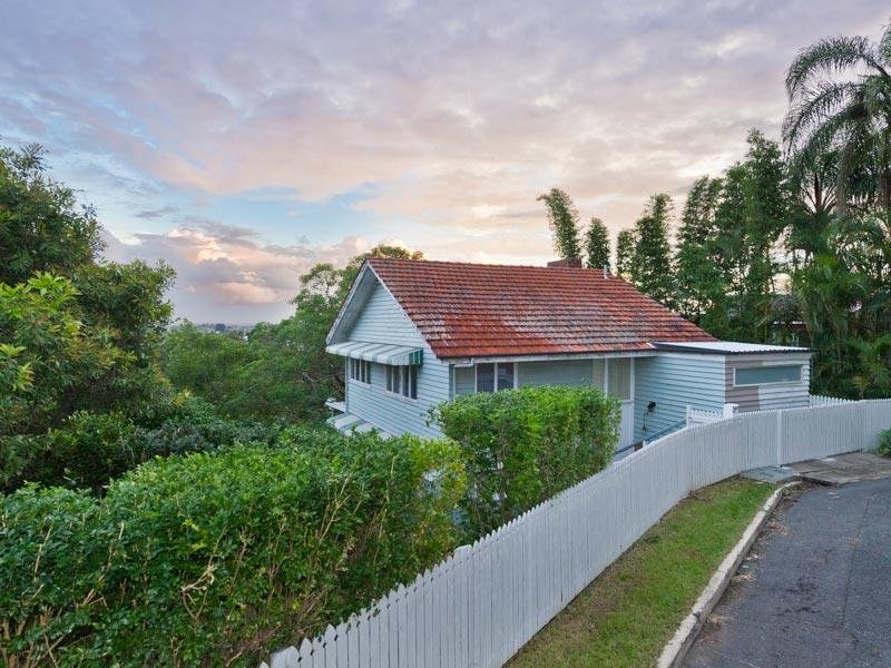 35 Garfield Drive, Paddington, Qld 4064 Property Details