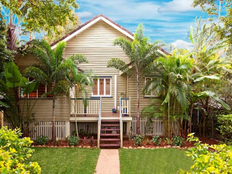 108 Goodwin Tce, Moorooka, Qld 4105 Property Details