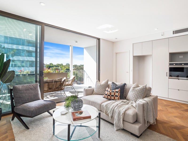 104/21 Henley Street, Como, WA 6152 Apartment for Sale