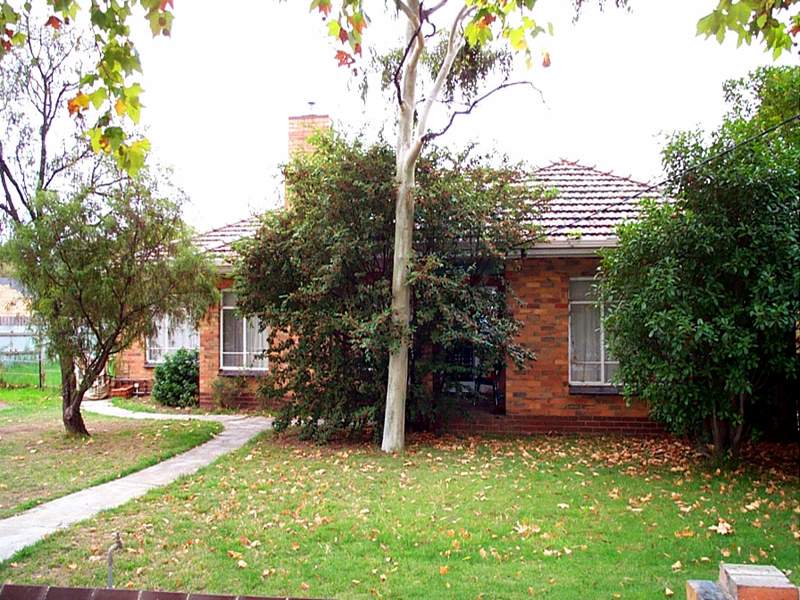 2 Young Street, Bacchus Marsh, VIC 3340