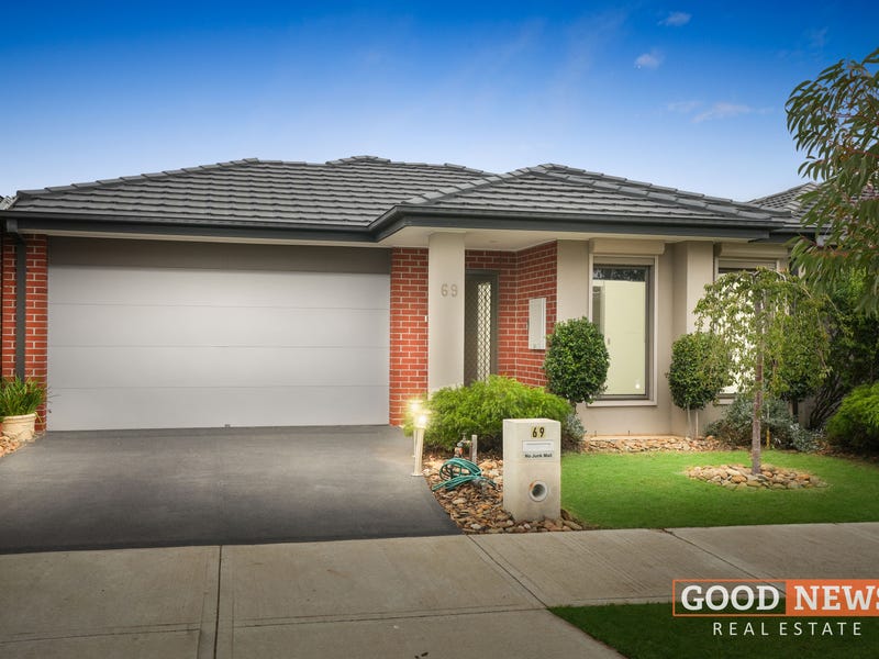 69 Lancers Drive, Harkness, Vic 3337 House for Sale