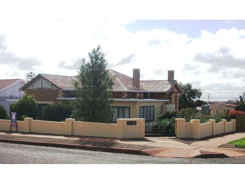 52 ROBERTS TERRACE, Whyalla, SA 5600 Property Details