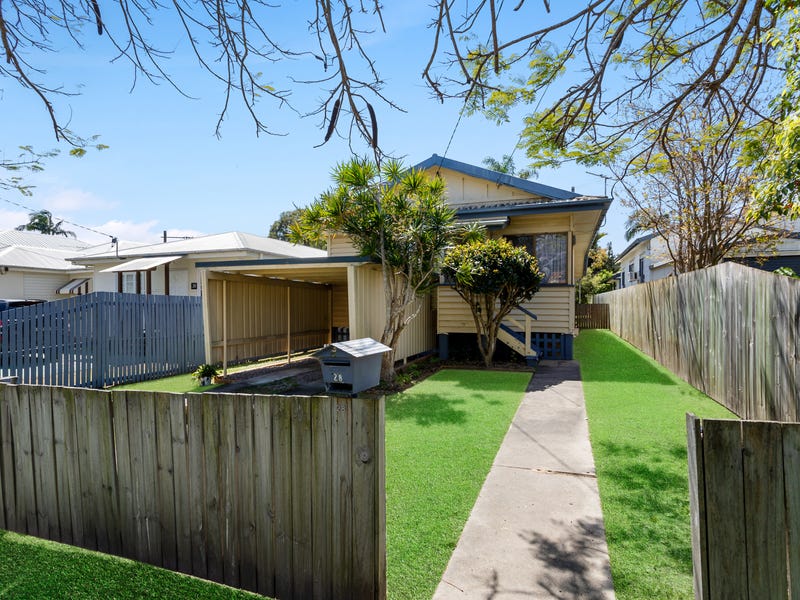 28 Annie Street, Woody Point, QLD 4019