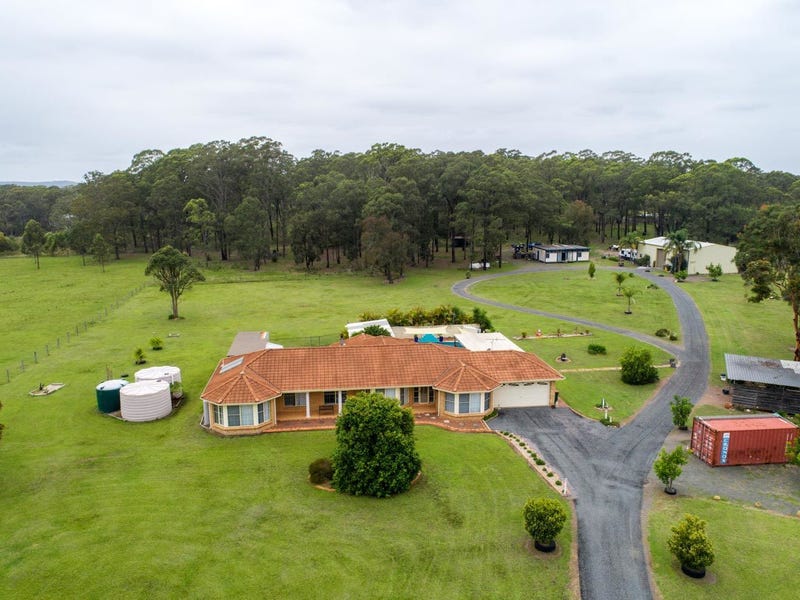 14 Cook Drive, Swan Bay, NSW 2324