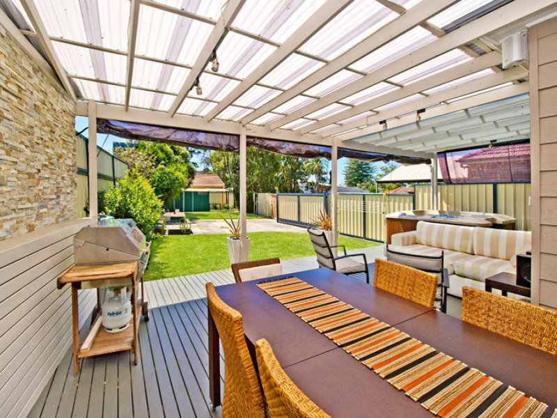 220 West Street, Blakehurst, NSW 2221 - Property Details