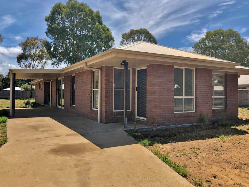 27 Malvern Drive, Moore Park Beach, QLD 4670