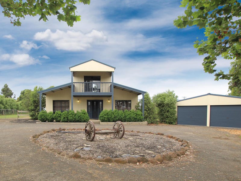 18 Aire Street, Kirkstall, Vic 3283 Property Details