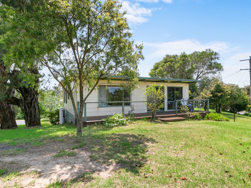 5 Lake Grove, Metung, Vic 3904 House for Sale