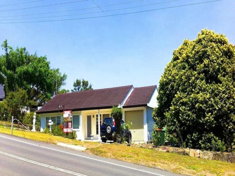 12 Violet Town Road, Mount Hutton, NSW 2290