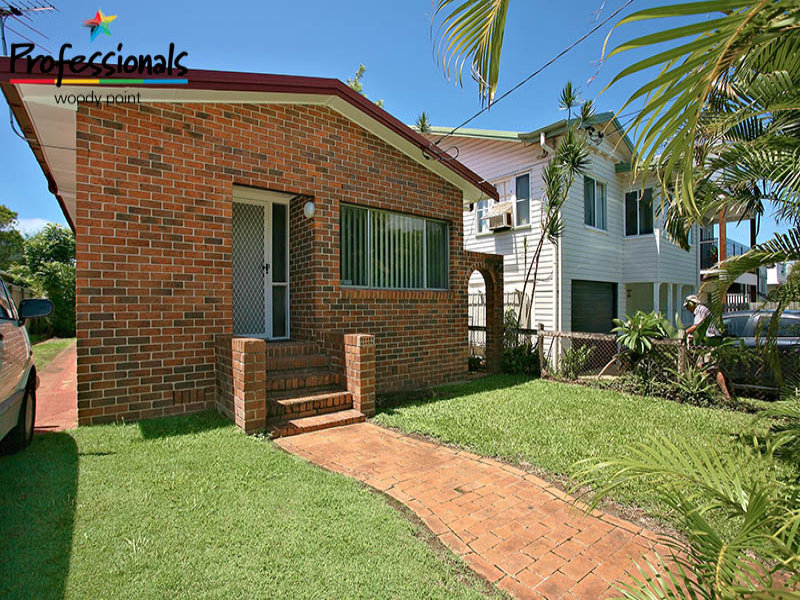 30 Donald Street, Woody Point, QLD 4019