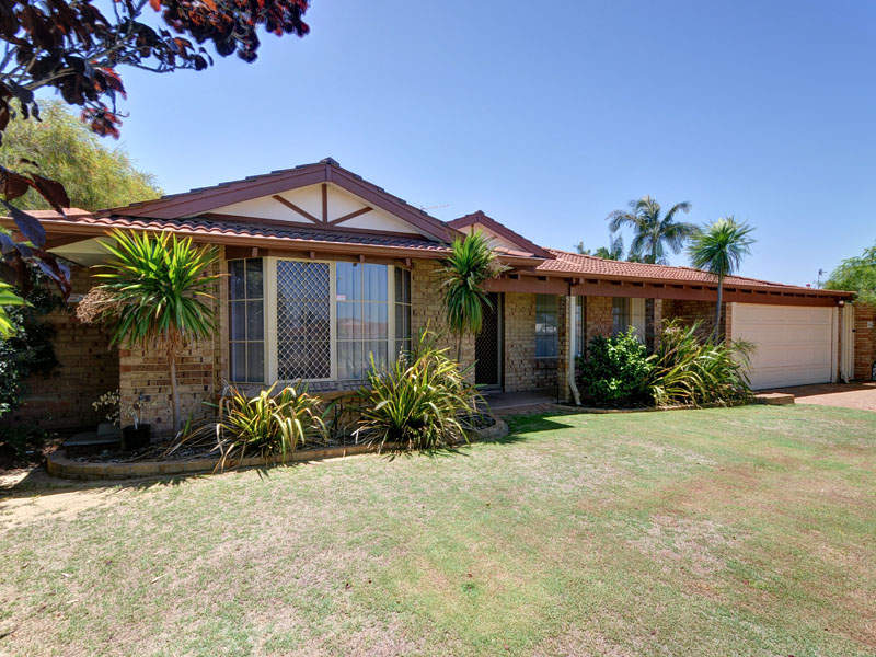 230 Timberlane Drive, Woodvale, WA 6026 Property Details