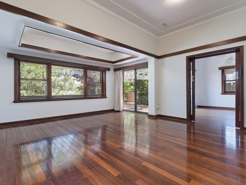 1/10 Leonora Street, Como, WA 6152