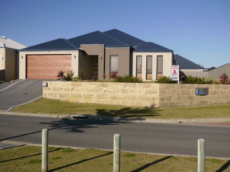 6 Kirkbride Meander, Waikiki, WA 6169 Property Details