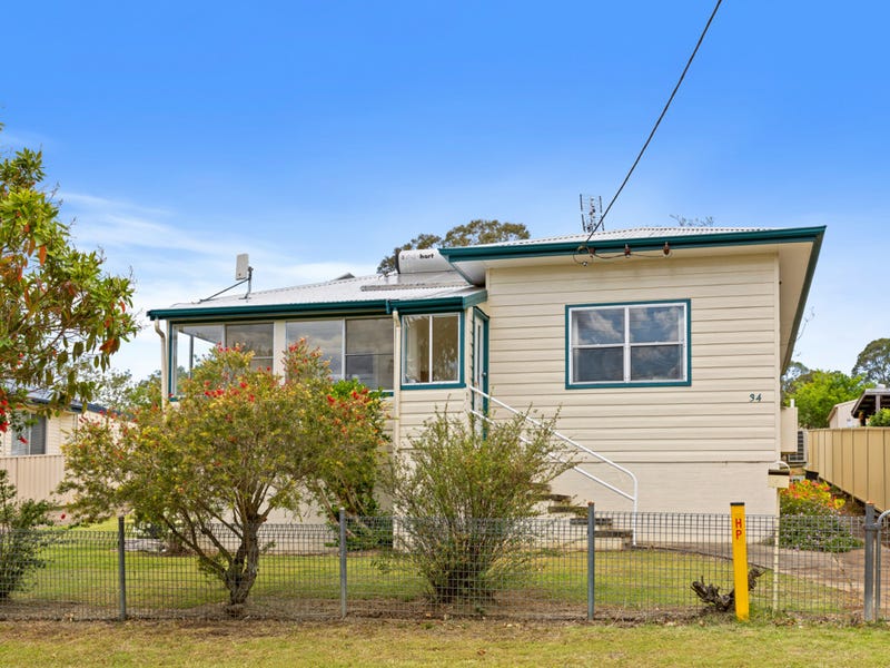 34 Memorial Avenue, Stroud, NSW 2425
