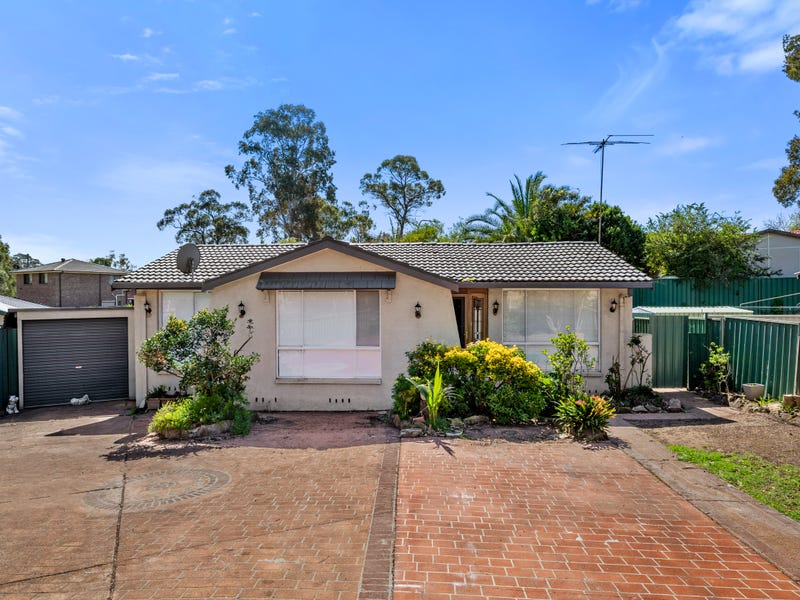 12 Brett Place, Ingleburn, NSW 2565 House for Sale