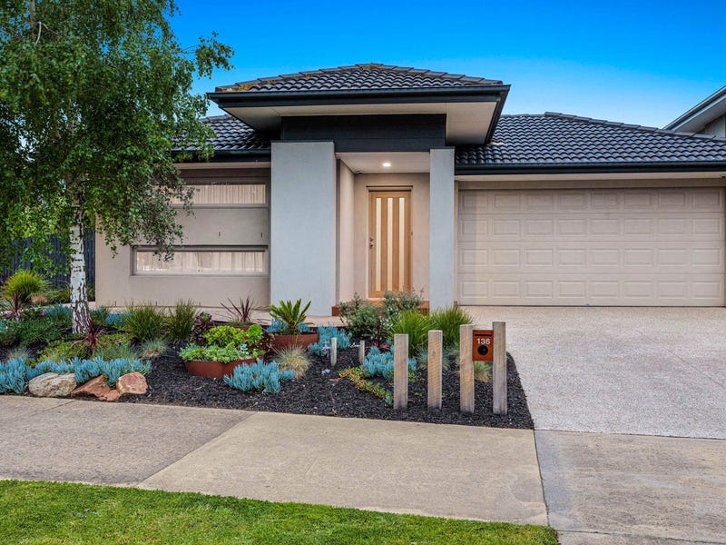 136 Sandhurst Blvd, Sandhurst, Vic 3977 Property Details