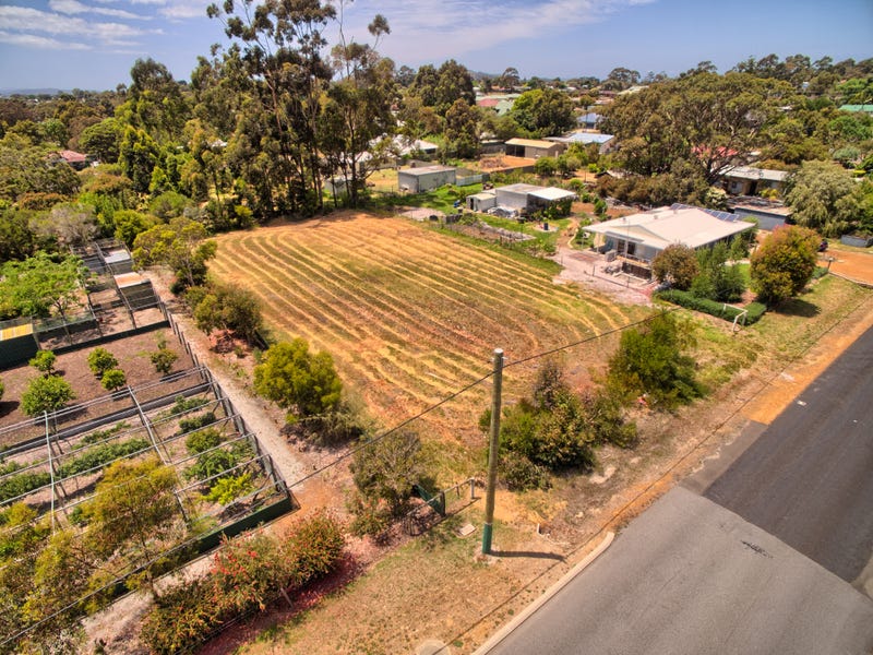 28 Clydesdale Road, Mckail, WA 6330