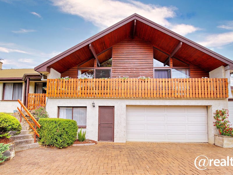 8 Stewart Street, Boronia, Vic 3155 Property Details