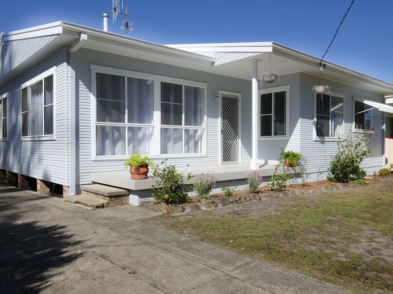 52 South Street, Tuncurry, NSW 2428 Property Details