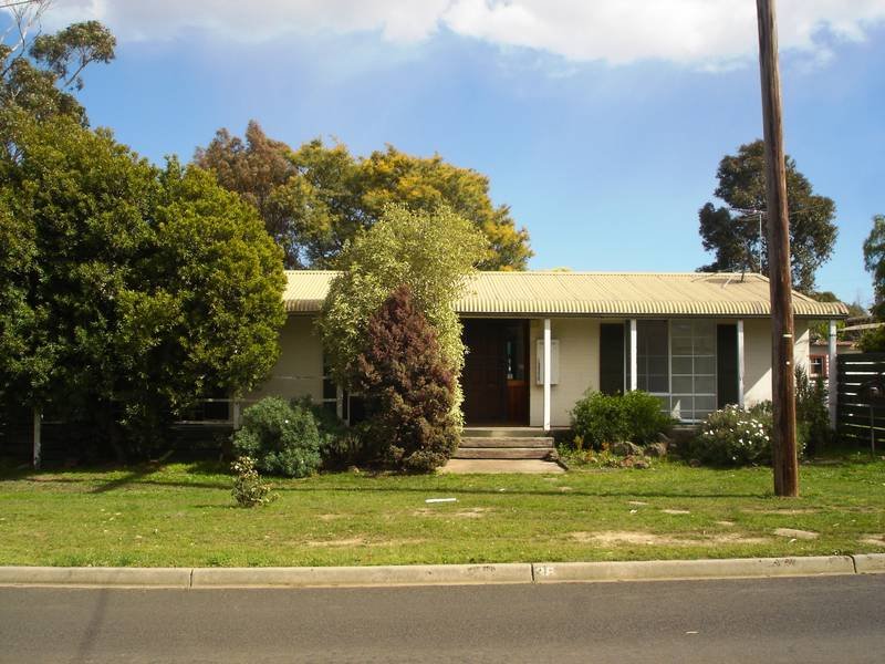 35 Raglan Street, Wallan, Vic 3756 Property Details