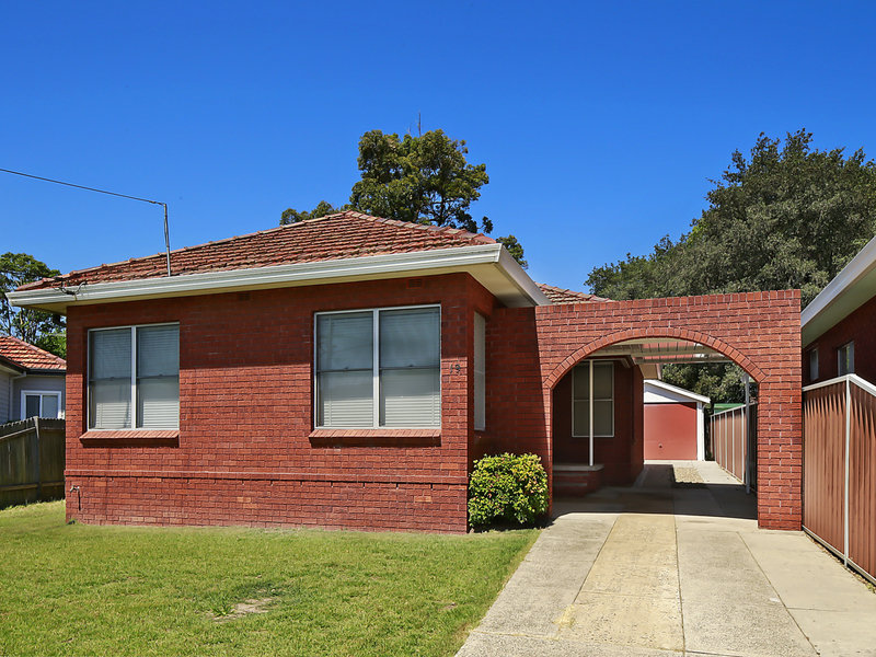 19 Leigh Avenue, Roselands, NSW 2196