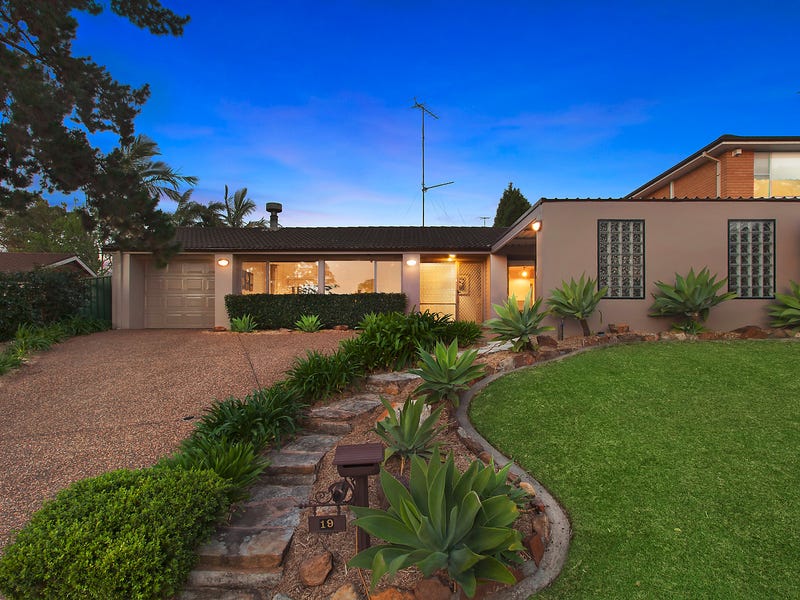 19 Jamberoo Avenue, Baulkham Hills, NSW 2153