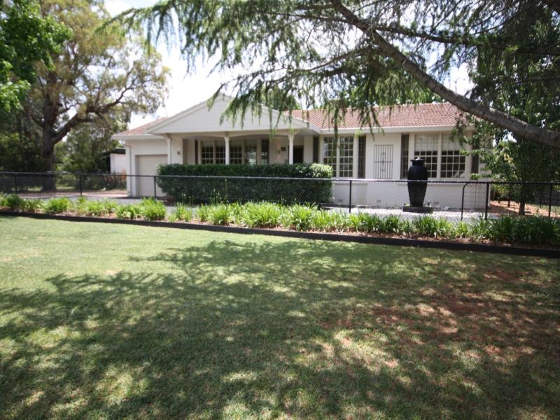 15 Hazelwood Drive, Dubbo, NSW 2830