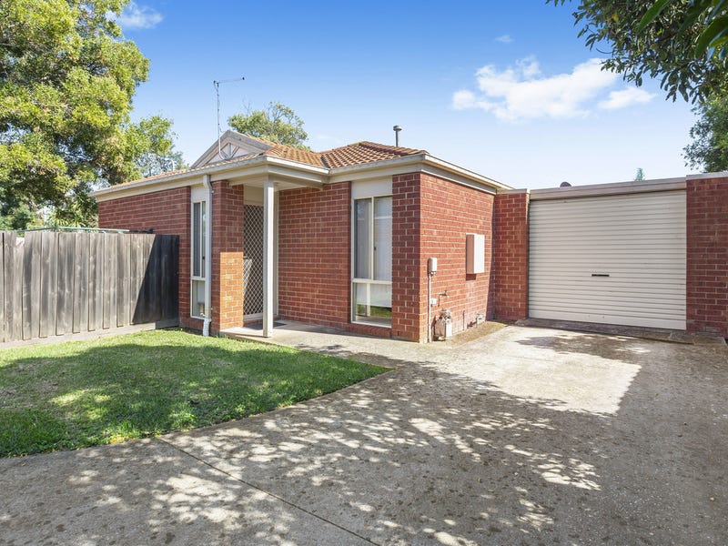2/75 Granite Drive, Langwarrin, Vic 3910 Property Details