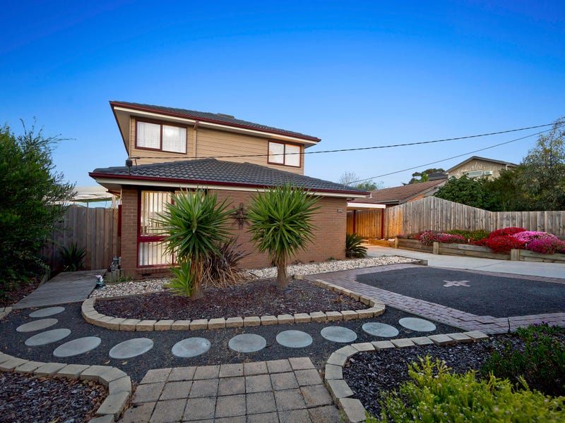 33 Whitford Way, Frankston, Vic 3199 Property Details